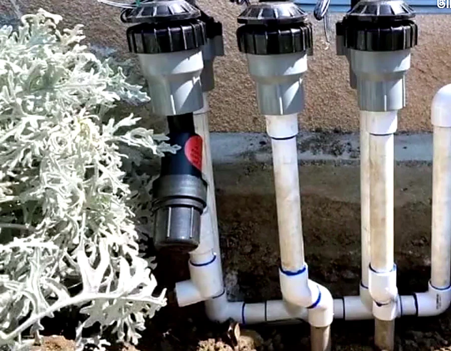 Irrigation valve and filter system